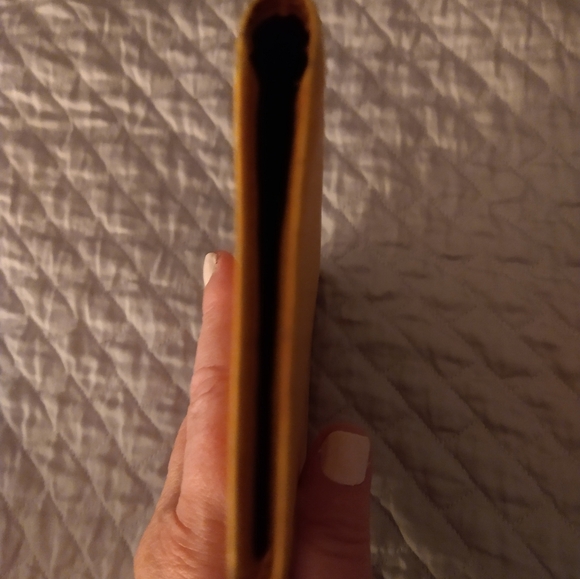 Authentic Louis Vuitton LV Long Wallet Mustard Yellow Date Code CA0996 - Picture 3 of 5